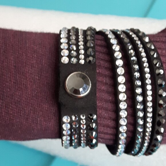 Swarovski Suede Wrap Strap Bracelet - Picture 5 of 8